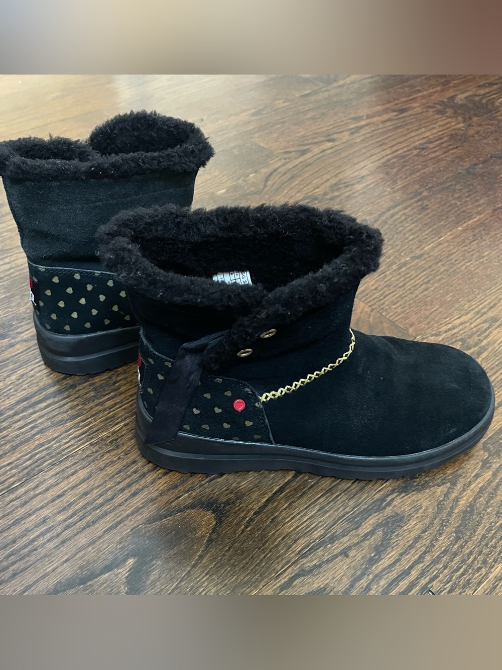 Black I heart Ugg Fleece-Lined Women's Boots. Size 8. Brand new without box